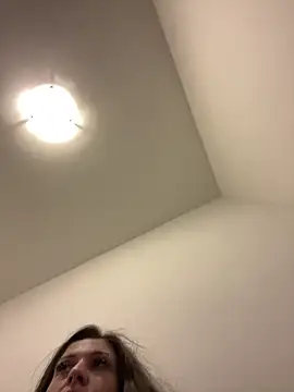 Snapshot of vienncica chatting on 12.02.24 vienncica online show from 12.02.24