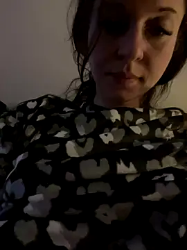 Snapshot of vienncica chatting on 12.05.24 vienncica online show from 12.05.24