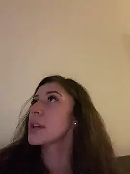 Snapshot of vienncica chatting on 12.14.24 vienncica online show from 12.14.24