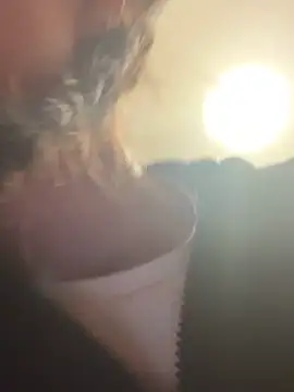 Snapshot of vienncica chatting on 03.01.25 vienncica online show from 03.01.25