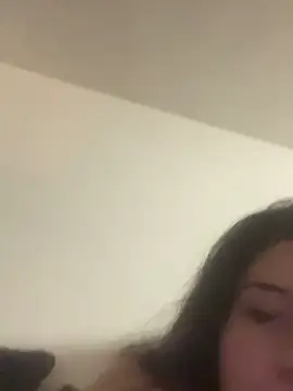 Snapshot of vienncica chatting on 10.30.25 vienncica online show from 10.30.25