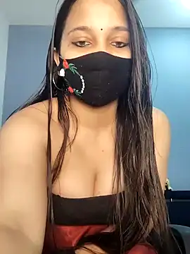 Snapshot of Varnika_aarora chatting on 01.08.25 Varnika aarora online show from 01.08.25