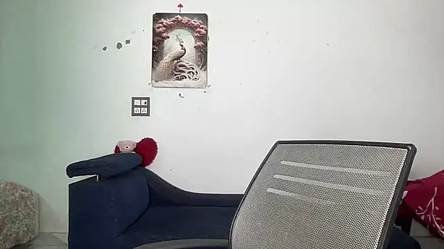 Varnika aarora online show from 09.16.25