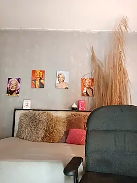 nahiarapalmer19 online show from 01.17.26