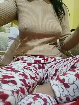jihane-44 online show from 01.04.25