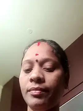 Snapshot of Ambika01 chatting on 09.24.25 Ambika01 online show from 09.24.25