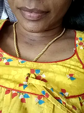 Snapshot of Ambika01 chatting on 10.14.25 Ambika01 online show from 10.14.25