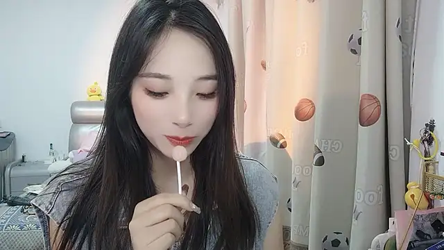 Snapshot of ooo___mimi chatting on 12.04.24 ooo mimi online show from 12.04.24