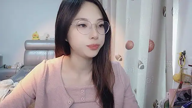 Snapshot of ooo___mimi chatting on 12.06.24 ooo mimi online show from 12.06.24