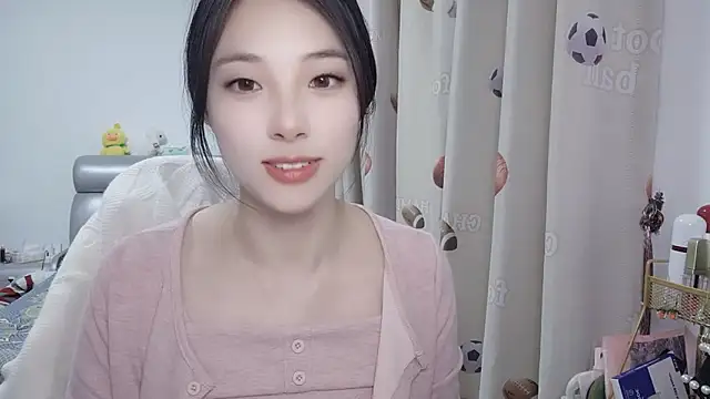 Snapshot of ooo___mimi chatting on 12.07.24 ooo mimi online show from 12.07.24