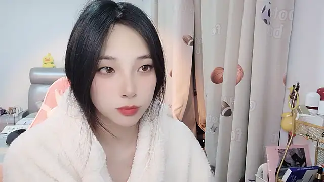 Snapshot of ooo___mimi chatting on 12.23.24 ooo mimi online show from 12.23.24