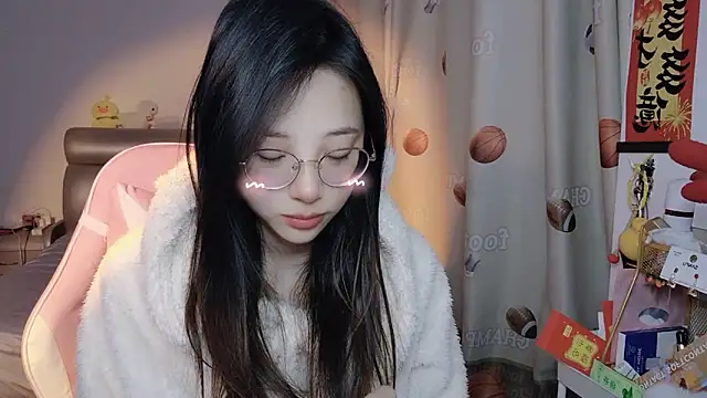Snapshot of ooo___mimi chatting on 01.18.25 ooo mimi online show from 01.18.25