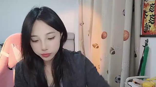 Snapshot of ooo___mimi chatting on 02.24.25 ooo mimi online show from 02.24.25
