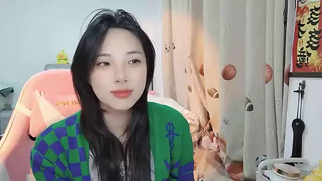 Snapshot of ooo___mimi chatting on 02.26.25 ooo mimi online show from 02.26.25