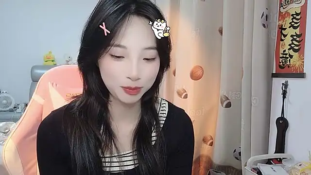 Snapshot of ooo___mimi chatting on 03.05.25 ooo mimi online show from 03.05.25