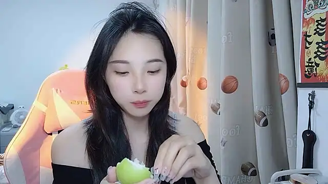Snapshot of ooo___mimi chatting on 03.13.25 ooo mimi online show from 03.13.25