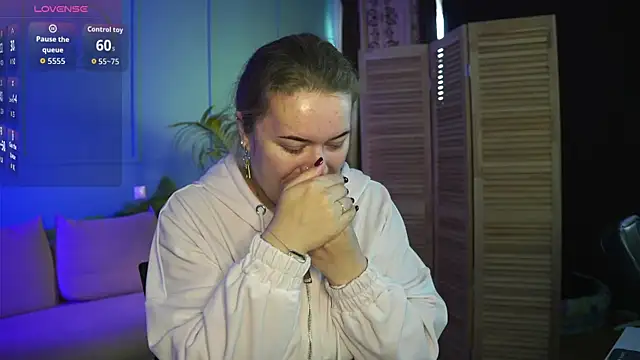 Ariell Margot  online show from 10.18.25