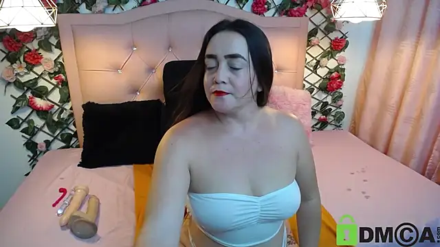 Snapshot of ElizabethSweet_ chatting on 03.06.25 ElizabethSweet online show from 03.06.25