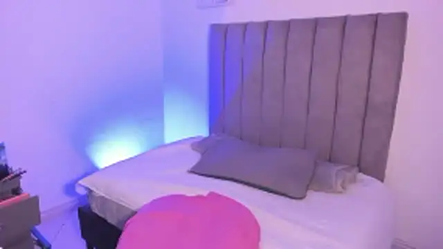 sarah  bigboobs online show from 10.24.25