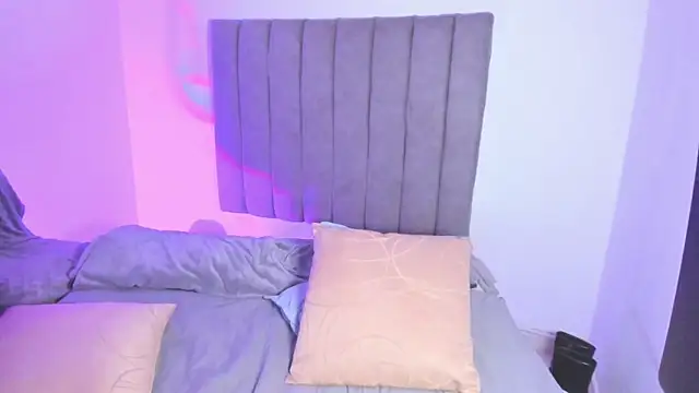 sarah  bigboobs online show from 12.18.25