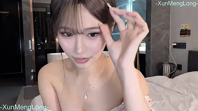 -XunMengLong- online show from 08.04.26