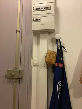 annonyme  422 online show from 01.07.25