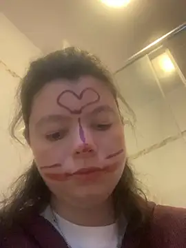 annonyme  422 online show from 01.08.25