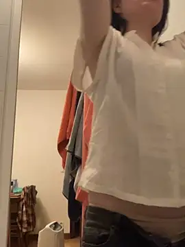 annonyme  422 online show from 03.06.25