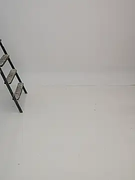 Snapshot of YourSuperModel chatting on 09.18.25 YourSuperModel online show from 09.18.25