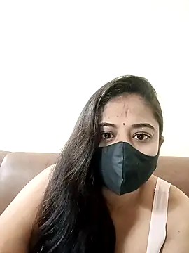 DIZZLING DIVA online show from 01.04.25