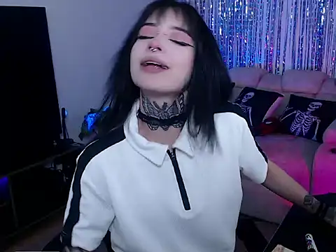 Liaa Rodriguezz online show from 09.23.25