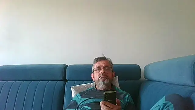 axecoman60 online show from 03.15.25