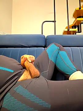 Snapshot of axecoman60 chatting on 10.14.25 axecoman60 online show from 10.14.25