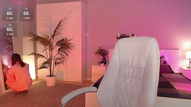 Snapshot of Bellla_Haddid chatting on 09.09.25 Bellla Haddid online show from 09.09.25