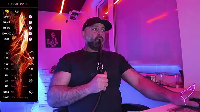 Snapshot of MAGABEAR077 chatting on 03.02.26 MAGABEAR077 online show from 03.02.26