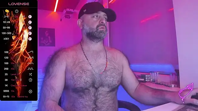 Snapshot of MAGABEAR077 chatting on 03.02.26 MAGABEAR077 online show from 03.02.26