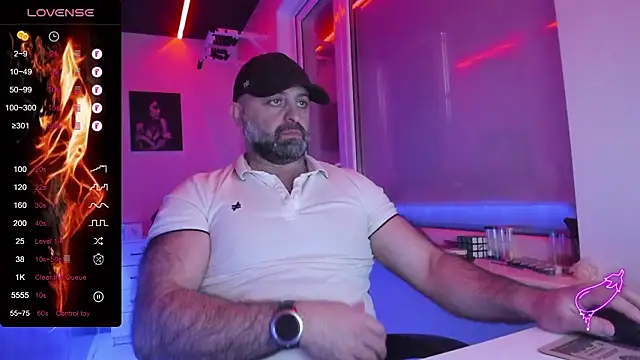 Snapshot of MAGABEAR077 chatting on 03.03.26 MAGABEAR077 online show from 03.03.26