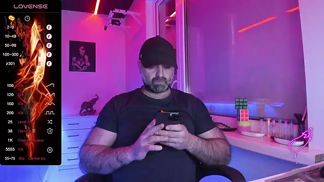 Snapshot of MAGABEAR077 chatting on 03.20.26 MAGABEAR077 online show from 03.20.26