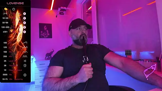 Snapshot of MAGABEAR077 chatting on 03.21.26 MAGABEAR077 online show from 03.21.26