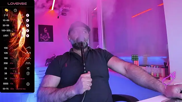 Snapshot of MAGABEAR077 chatting on 03.22.26 MAGABEAR077 online show from 03.22.26