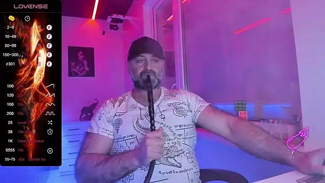 Snapshot of MAGABEAR077 chatting on 03.23.26 MAGABEAR077 online show from 03.23.26