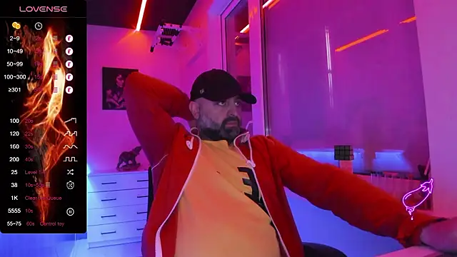 Snapshot of MAGABEAR077 chatting on 03.26.26 MAGABEAR077 online show from 03.26.26