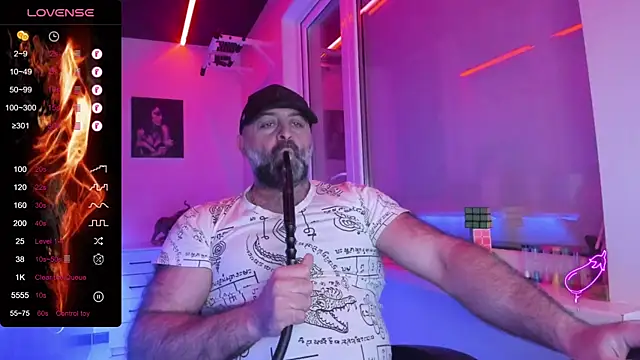 Snapshot of MAGABEAR077 chatting on 03.27.26 MAGABEAR077 online show from 03.27.26