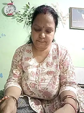 Kavya kapoor online show from 02.05.25