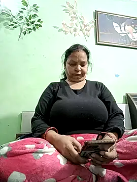 Kavya kapoor online show from 02.13.25