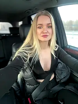 Devill Angel  online show from 12.04.24