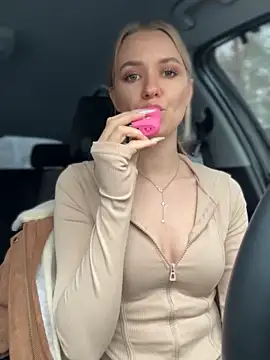 Devill Angel  online show from 11.20.25