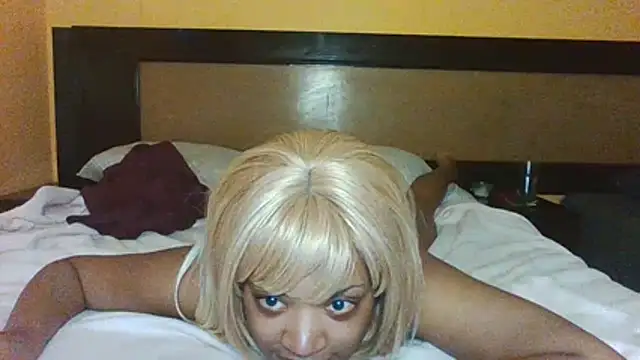 Snapshot of thekelliecapri chatting on 01.18.26 thekelliecapri online show from 01.18.26