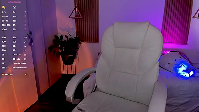 Kendall Bunnyy online show from 12.03.24