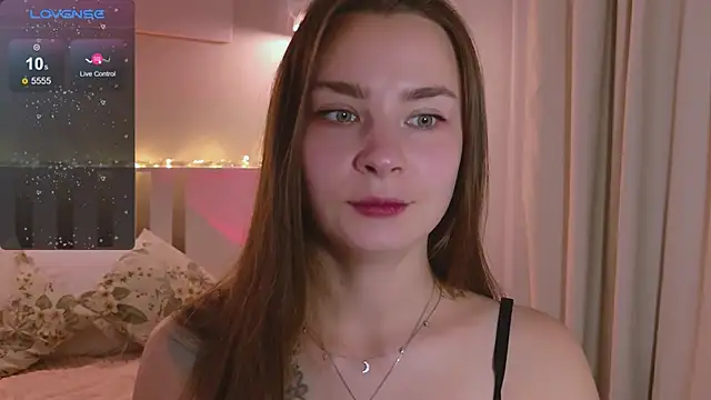 Pink SeaGul online show from 10.26.25